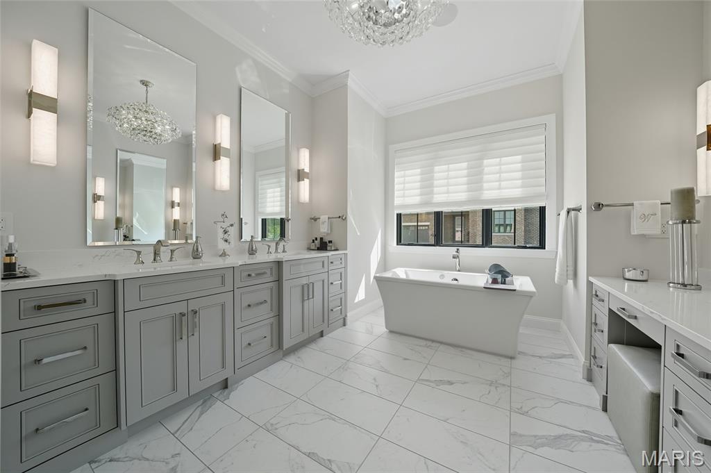 Enclave At Frontenac & Westwood - Residential