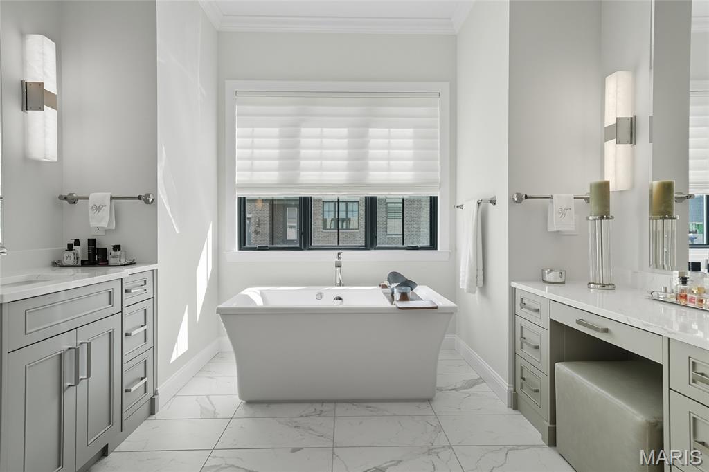 Enclave At Frontenac & Westwood - Residential