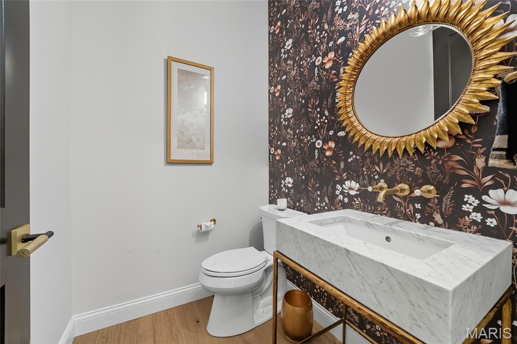 Enclave At Frontenac & Westwood - Residential