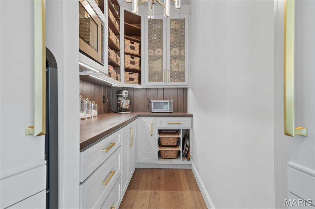 Enclave At Frontenac & Westwood - Residential