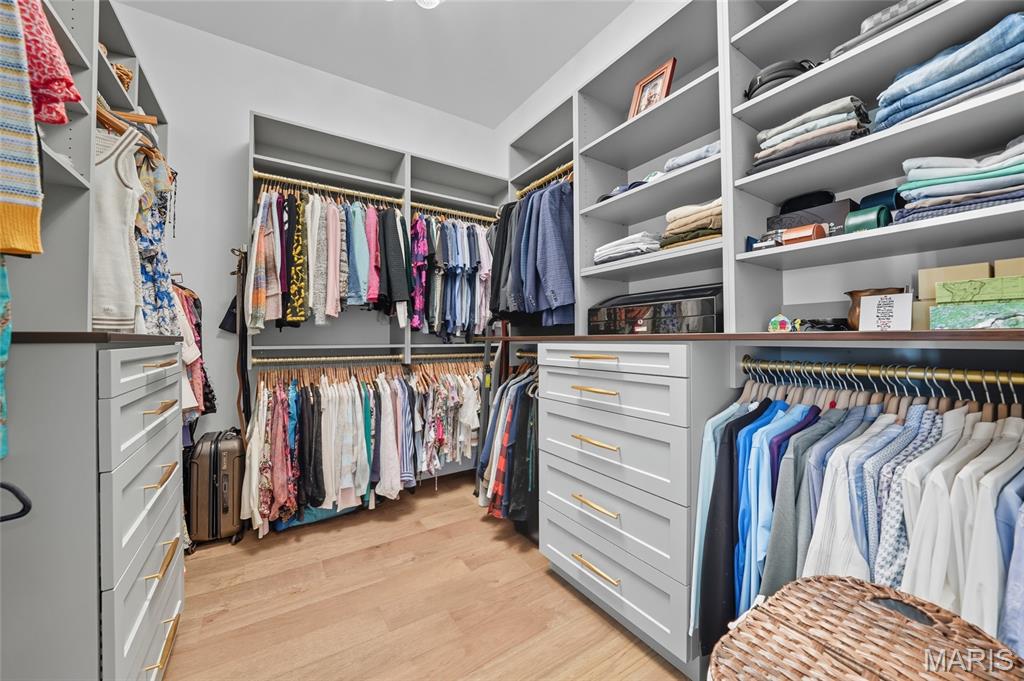 Enclave At Frontenac & Westwood - Residential