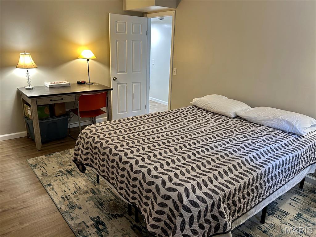 Chateau De Ville Sec 5 Condo - Residential