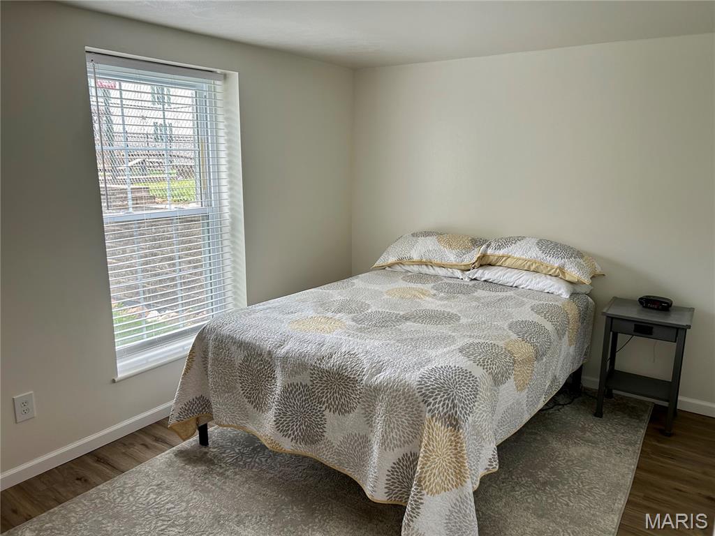 Chateau De Ville Sec 5 Condo - Residential