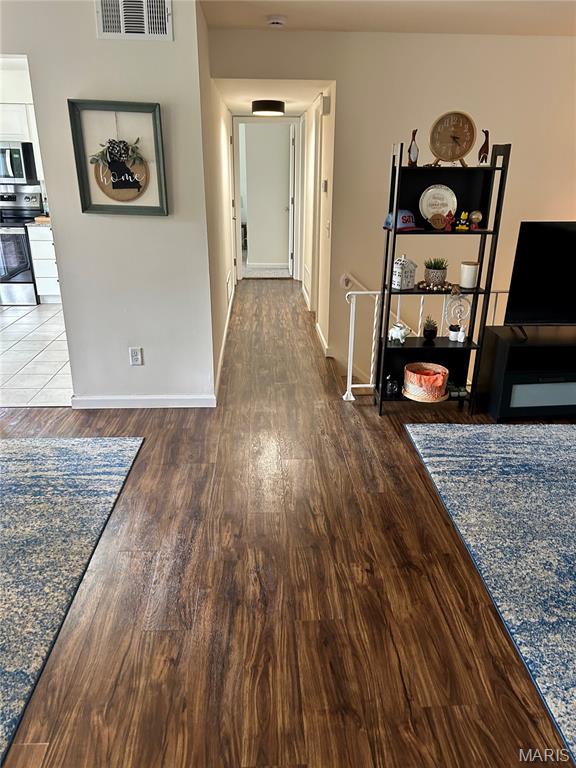 Chateau De Ville Sec 5 Condo - Residential