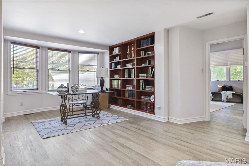 West University 2 - Residential