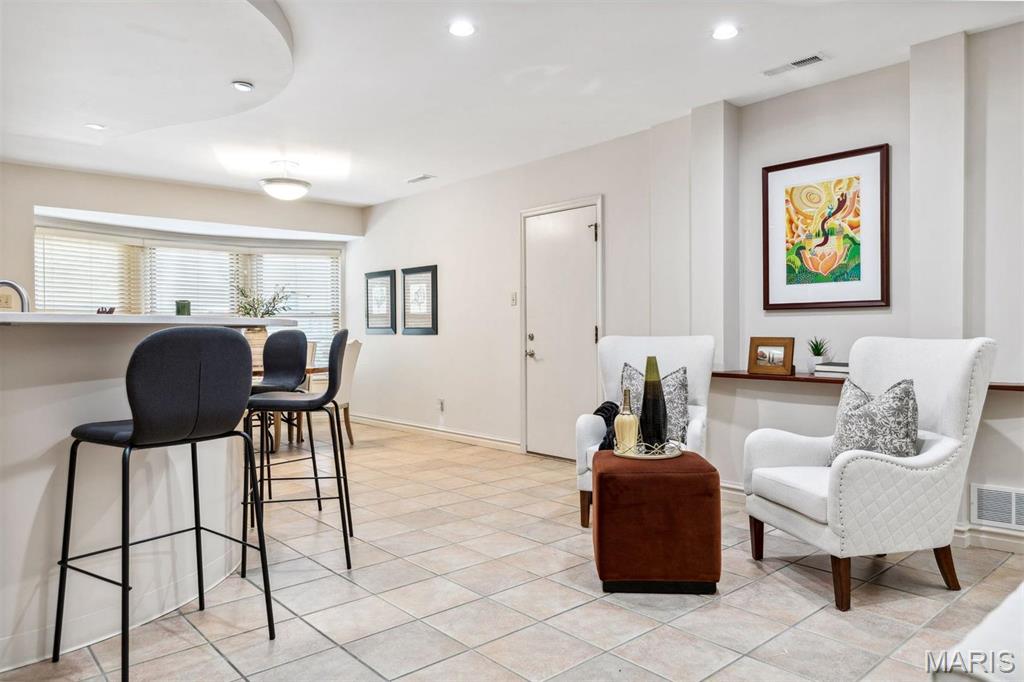 West University 2 - Residential