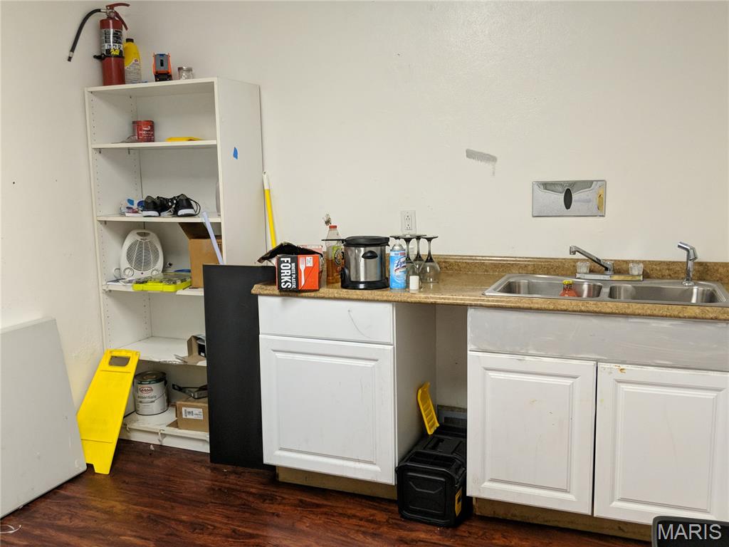 Florissant Heights - Commercial Sale