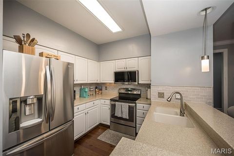 Tiny photo for 13101 Mill Crossing Court #300, Creve Coeur, MO 63141 (MLS # 26027756)