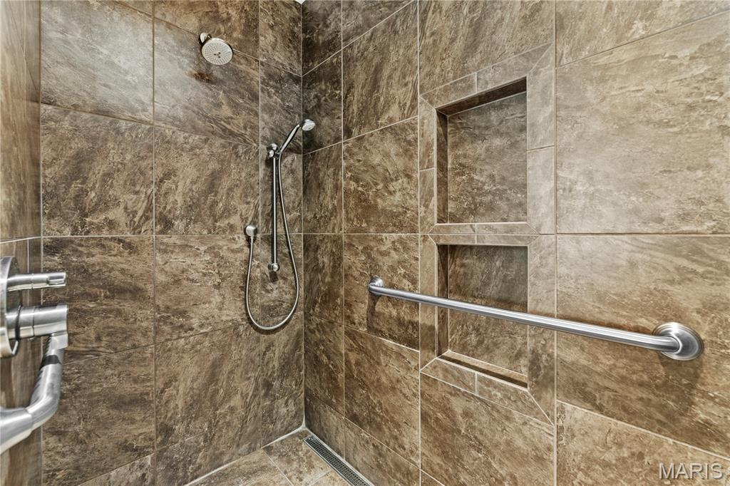 Mc Knight Woods - Residential