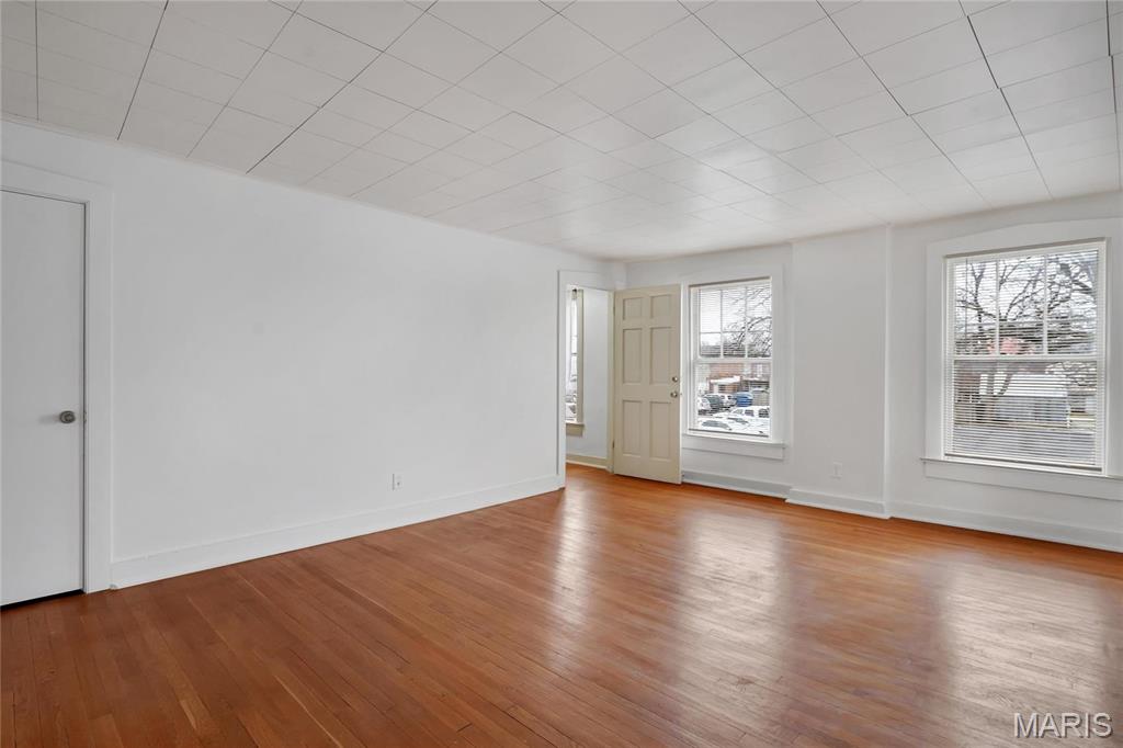 City/Ste Genevieve - Commercial Sale