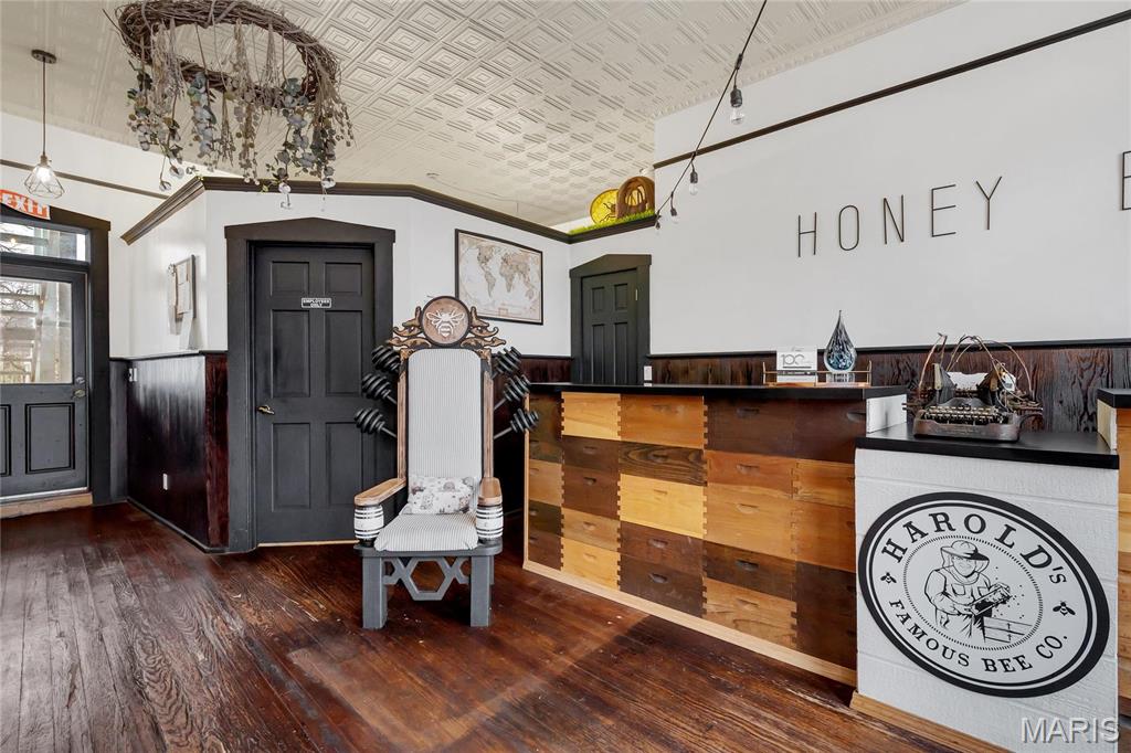 City/Ste Genevieve - Commercial Sale