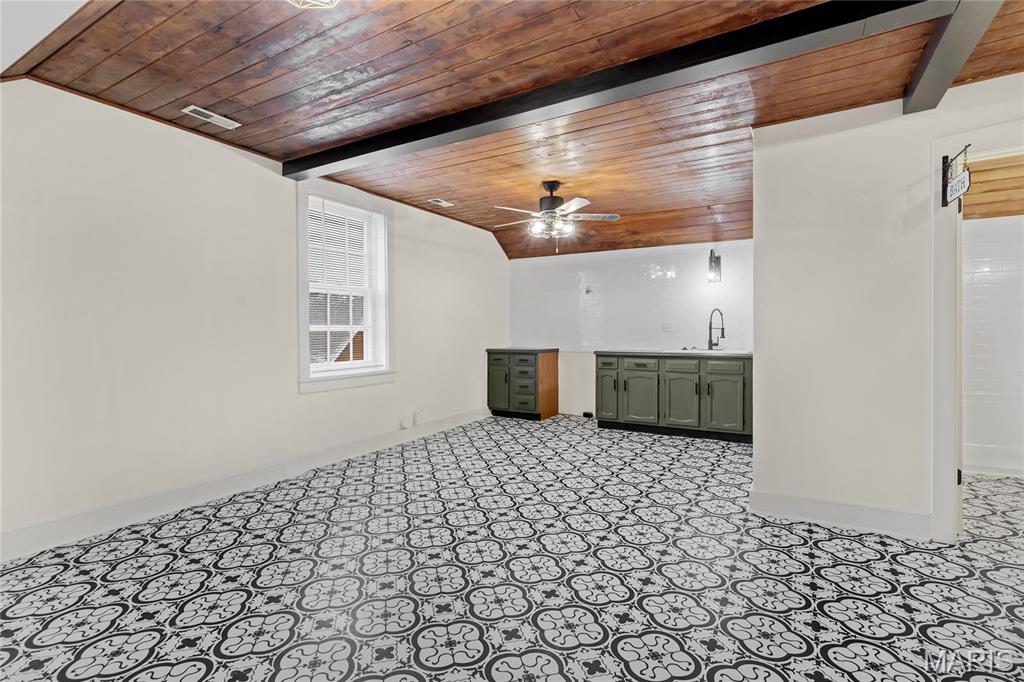 City/Ste Genevieve - Commercial Sale