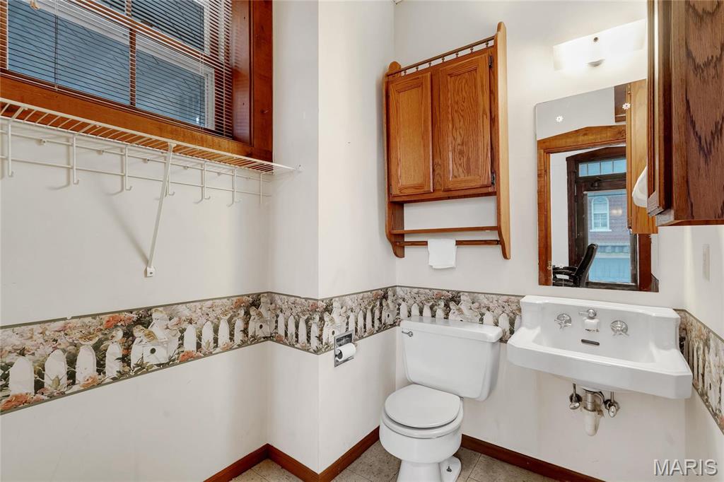 City/Ste Genevieve - Commercial Sale