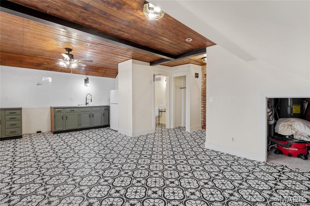 City/Ste Genevieve - Commercial Sale