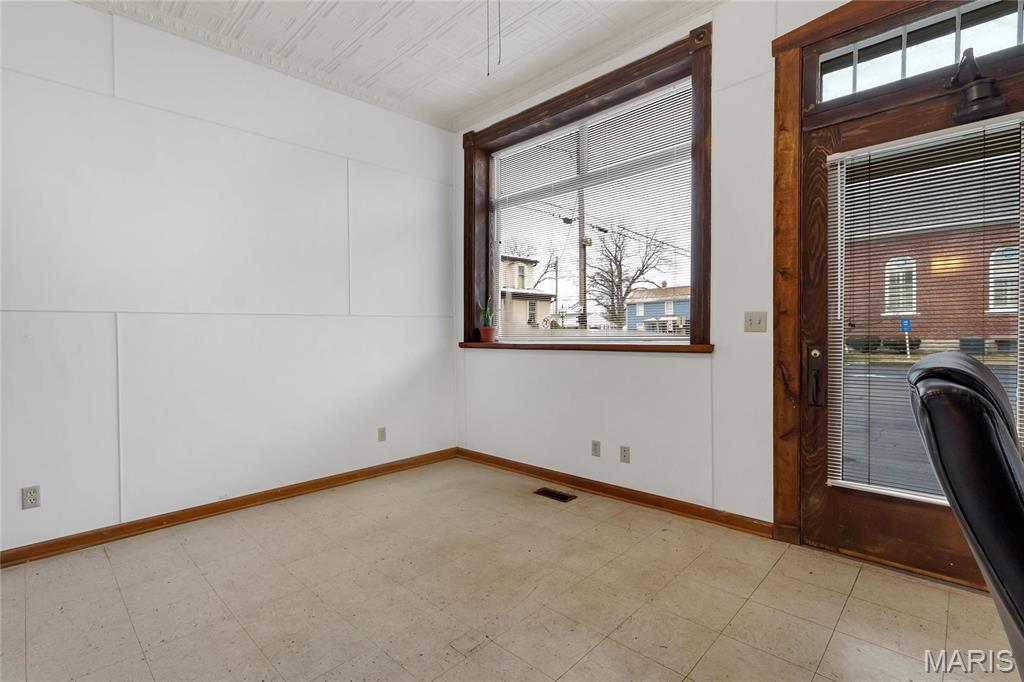 City/Ste Genevieve - Commercial Sale