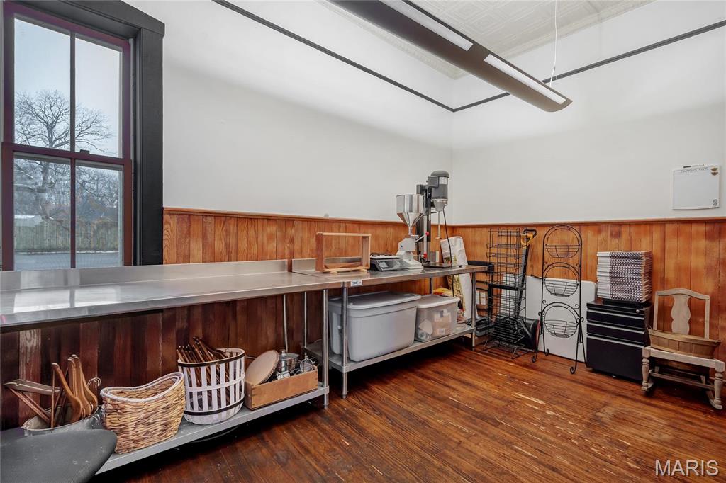 City/Ste Genevieve - Commercial Sale