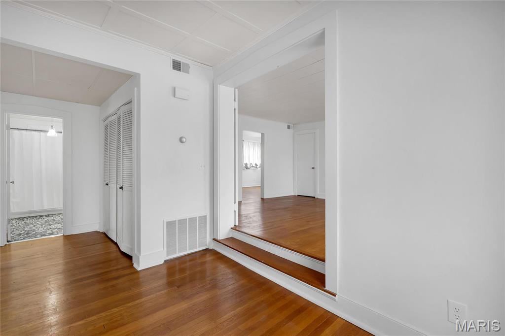 City/Ste Genevieve - Commercial Sale