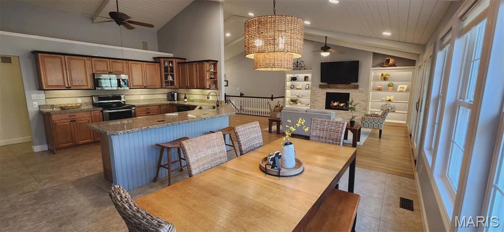 Lake Sherwood Estates - Residential