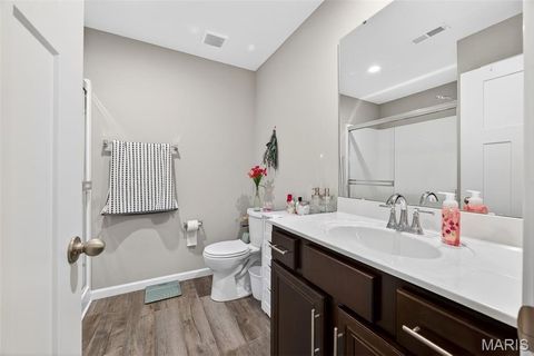 Tiny photo for 1206 W Locust Street, Bowling Green, MO 63334 (MLS # 26014217)