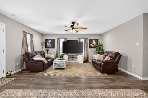 Tiny photo for 1206 W Locust Street, Bowling Green, MO 63334 (MLS # 26014217)