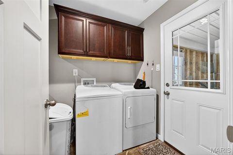 Tiny photo for 1206 W Locust Street, Bowling Green, MO 63334 (MLS # 26014217)