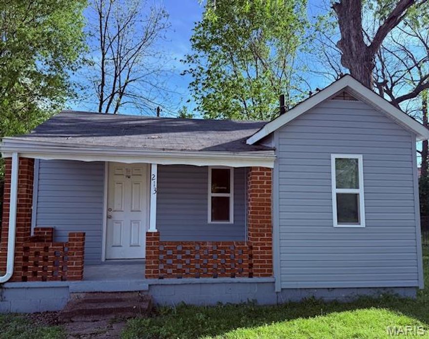 Charming opportunity in the heart of town! This cozy 2 bed, 1 bath home is full of character and ready for your personal touch. With a little TLC, this gem could truly shine—making it the perfect option for first-time buyers, investors, or anyone looking to create something special. Whether you’re looking to renovate and make it your own or add to your investment portfolio, this home offers incredible potential!  Don’t miss your chance to bring this charming space back to life!

Seller to do no repairs or inspections of any kind. Home being sold AS-IS.