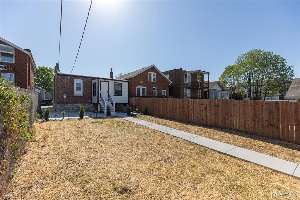 Gravois Bates - Residential