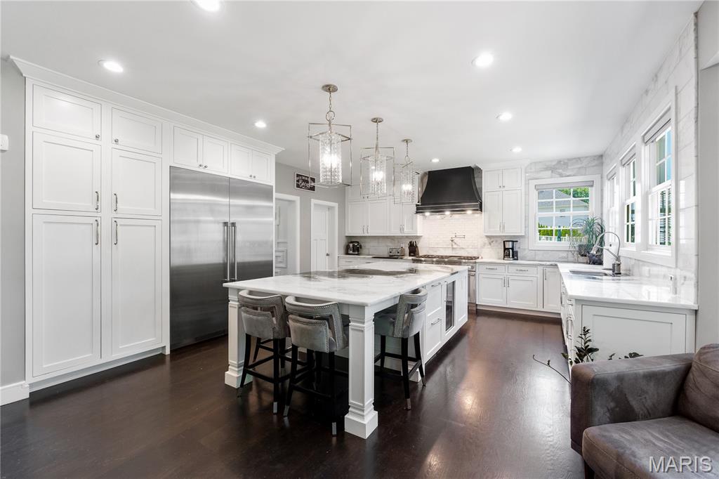 Nicholas - Residential