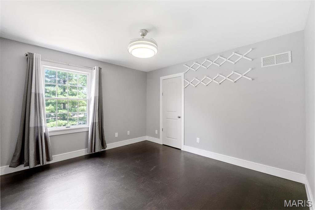 Nicholas - Residential