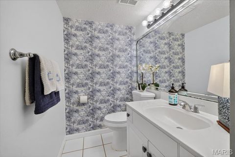 Tiny photo for 414 S Geyer Road, Kirkwood, MO 63122 (MLS # 26016750)