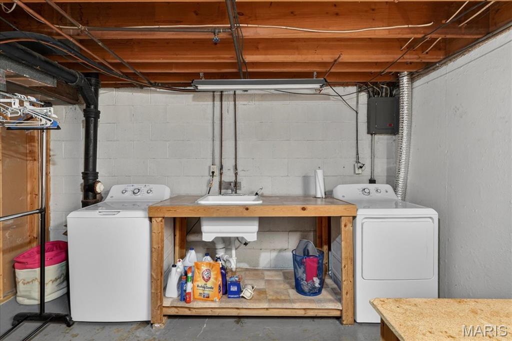 Colony Woods Condo - Residential