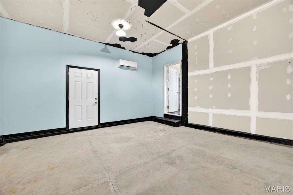 Edenshire Village At Bainbridge - Residential