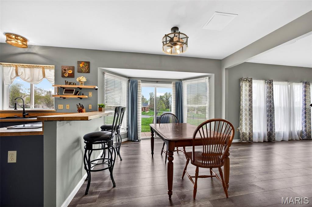 Edenshire Village At Bainbridge - Residential