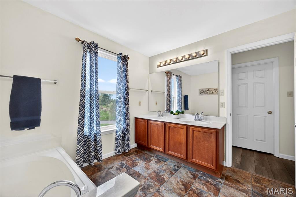 Edenshire Village At Bainbridge - Residential