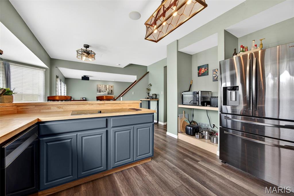 Edenshire Village At Bainbridge - Residential