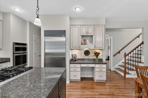 Tiny photo for 1059 Greystone Manor Parkway, Chesterfield, MO 63005 (MLS # 26039588)