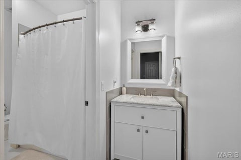 Tiny photo for 1059 Greystone Manor Parkway, Chesterfield, MO 63005 (MLS # 26039588)