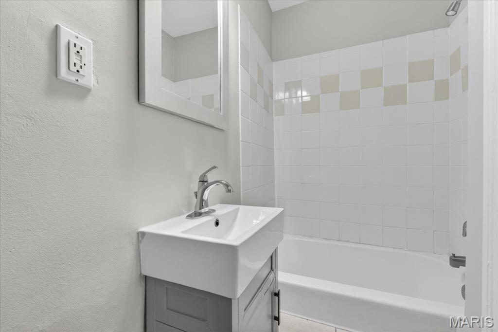Russell Estate Add - Residential