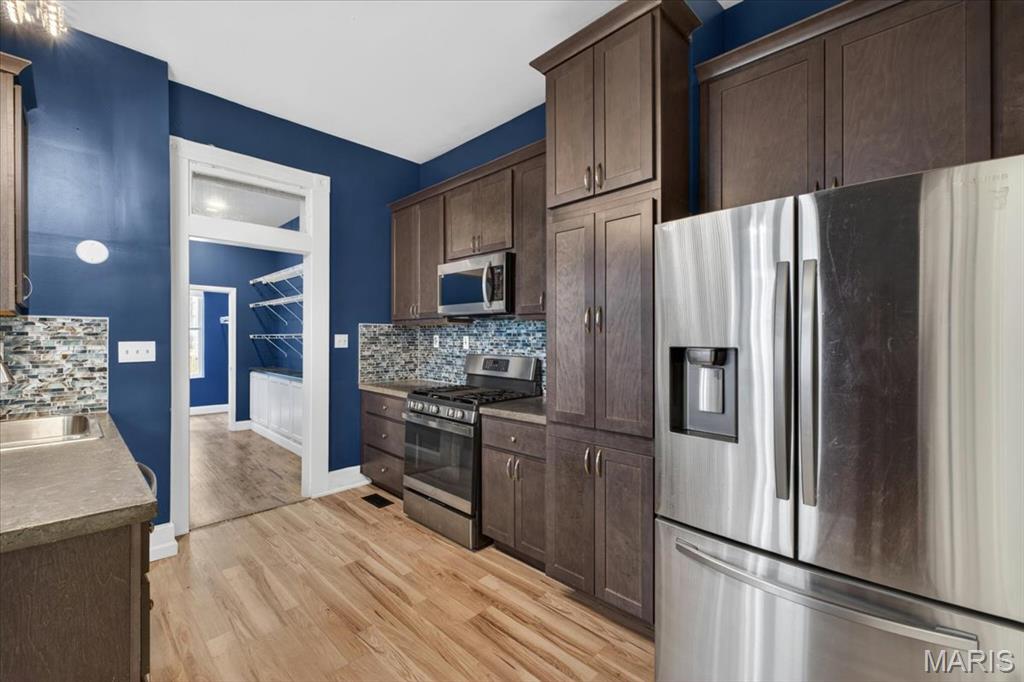 Russell Estate Add - Residential