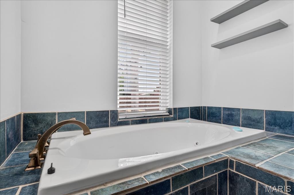 Russell Estate Add - Residential