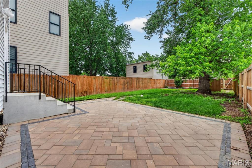 Russell Estate Add - Residential