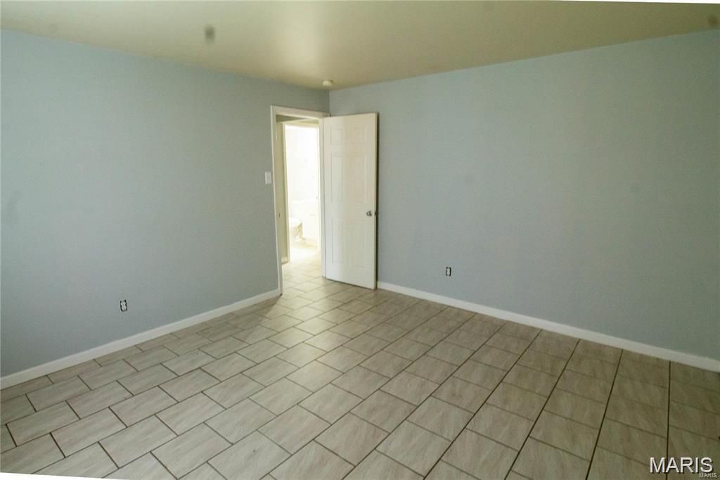 Photo of 317 Mount Everest Dr #D, Fenton, MO 63026 (MLS # 26027495)