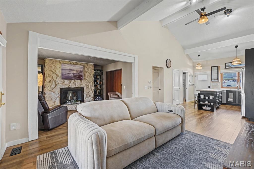 Lsl Harbor Town #4 - Residential