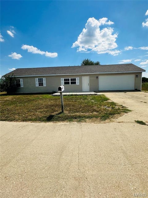 Photo of 503 Sagebrush Lane, Kennett, MO 63857 (MLS # 26049110)