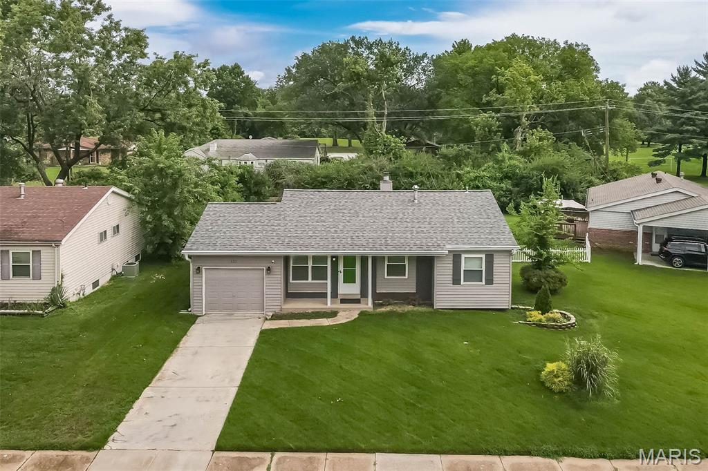 121 Foxtree Drive