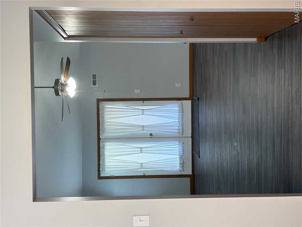 Villa Du Pre - Residential