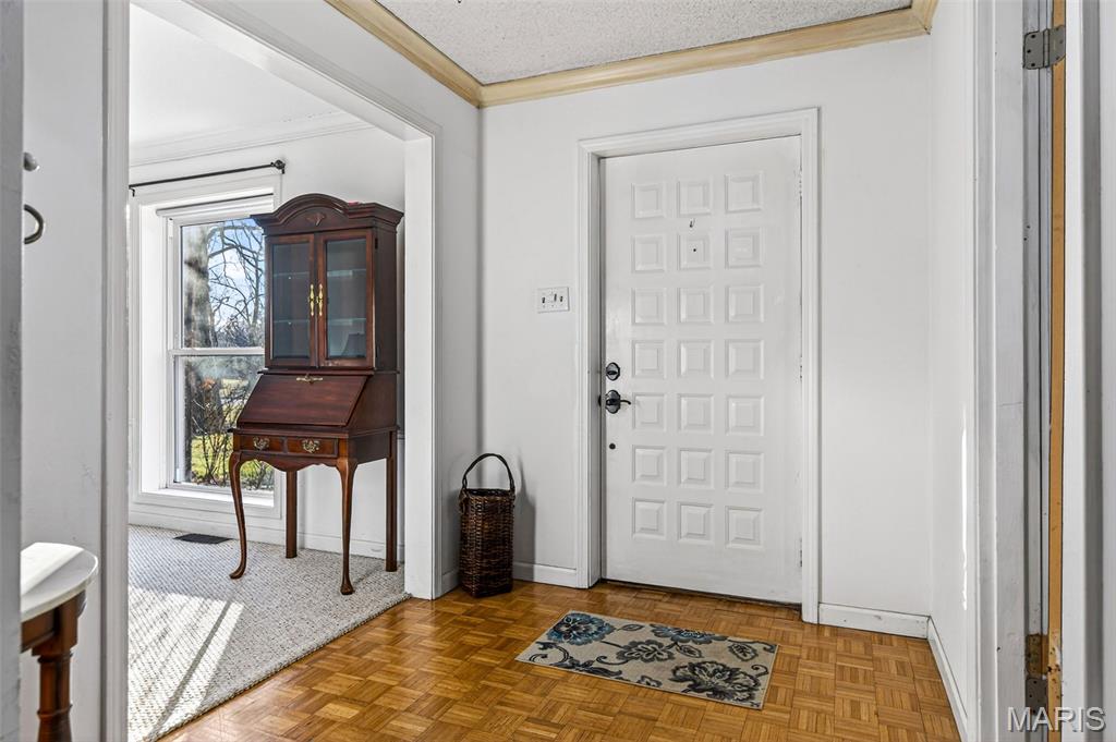 404 Conway Gardens Lane