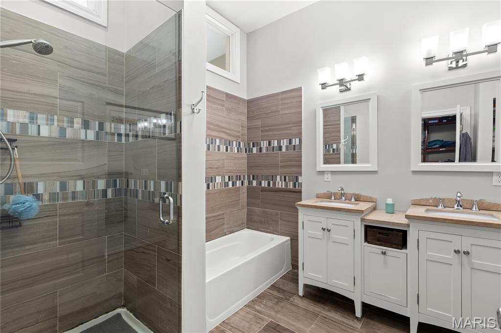 Lafayette Square - Residential