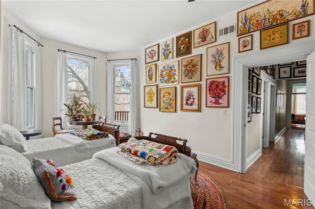 Lafayette Square - Residential