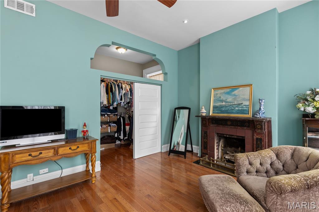 Lafayette Square - Residential